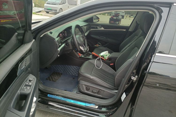 大众 帕萨特 2023款 330TSI 星空精英版中控内饰19