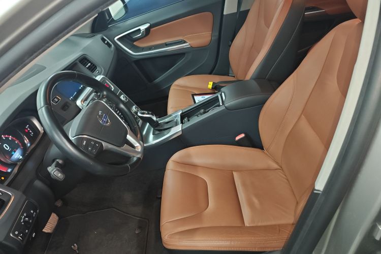 沃尔沃S60 2015款 S60L T5 智驭版局部细节19