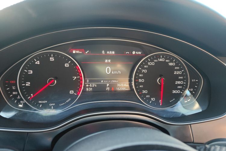 奥迪A6L 2018款 30周年年型 45 TFSI quattro 运动型局部细节14