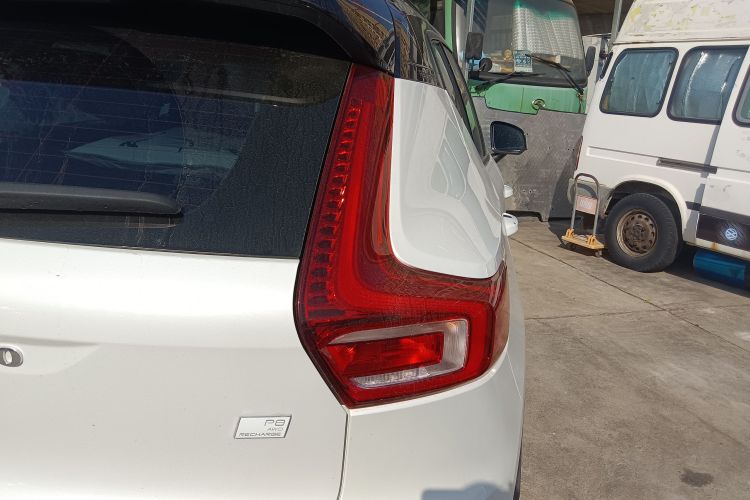 沃尔沃XC40新能源 2021款 P8 纯电 四驱智雅运动版车身外观6006