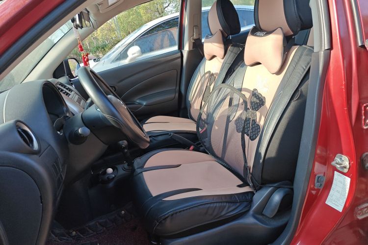 日产 阳光 2015款 1.5XE CVT舒适版局部细节19