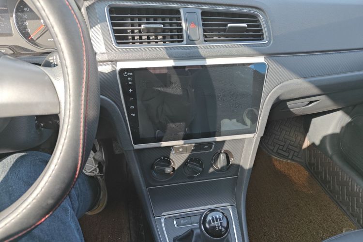 大众 朗行 2013款 1.6L 手动舒适型局部细节16