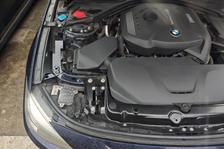 宝马3系GT 2017款 320i 时尚型局部细节9006