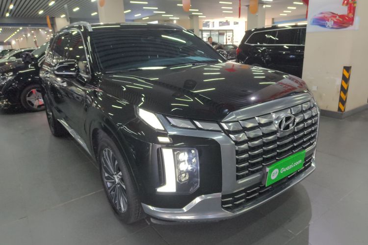 现代 帕里斯帝 2023款 3.5L 自动四驱Calligraphy车身外观3