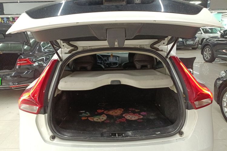 沃尔沃V40 2015款 1.6T 智雅版局部细节23