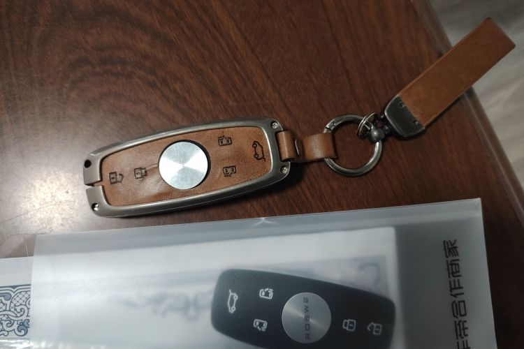 荣威iMAX8新能源 2025款 1.5T DMH 陆尊奢享版中控内饰11