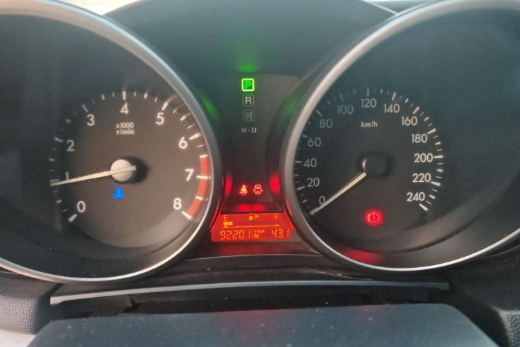 马自达3星骋 2015款 两厢 1.6L 自动精英型中控内饰14