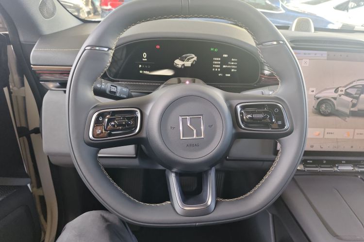 极氪7X 2025款 75kWh 后驱智驾版中控内饰13