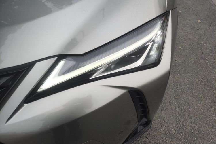 雷克萨斯UX新能源 2020款 300e 纯·悦版局部细节36