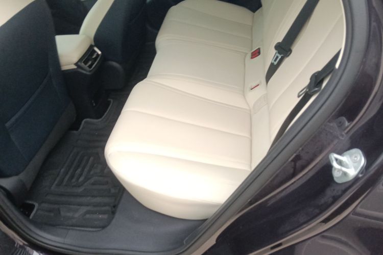 比亚迪 秦L 2024款 DM-i 80KM领先型中控内饰7004