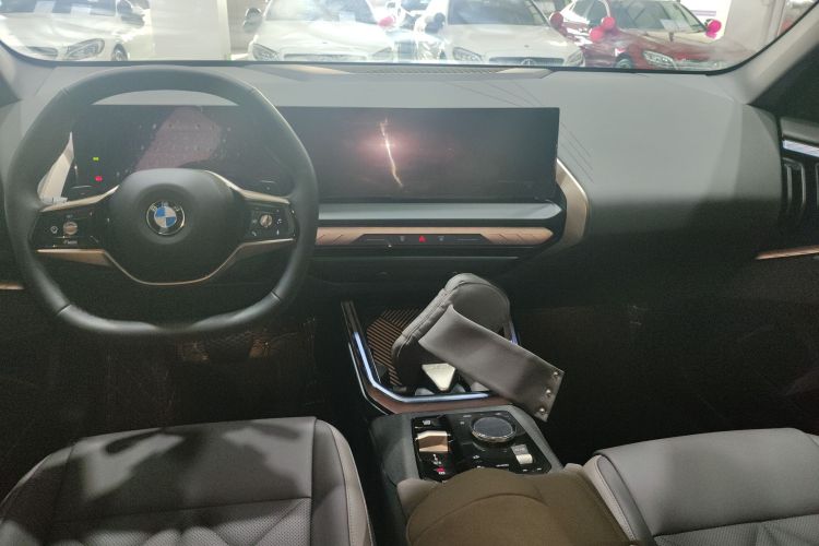 宝马X3 2025款 改款 xDrive25L 豪华套装中控内饰7002