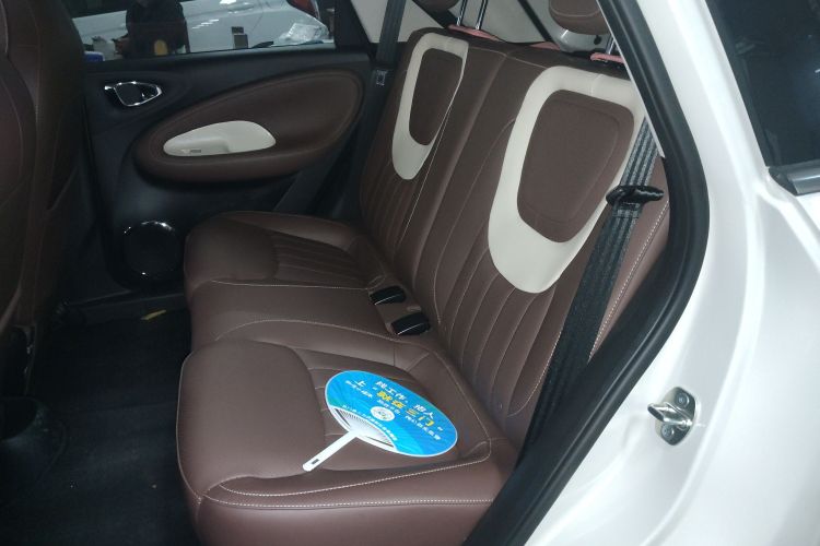 五菱汽车 五菱缤果 2025款 333km 灵犀互联款中控内饰21