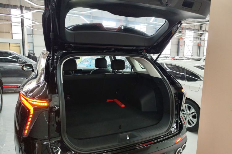 凯翼昆仑 2025款 1.5T 山峰版 5座机舱底盘23