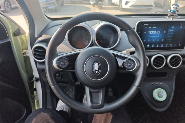 欧拉黑猫 2022款 301km 萌动型 磷酸铁锂中控内饰13