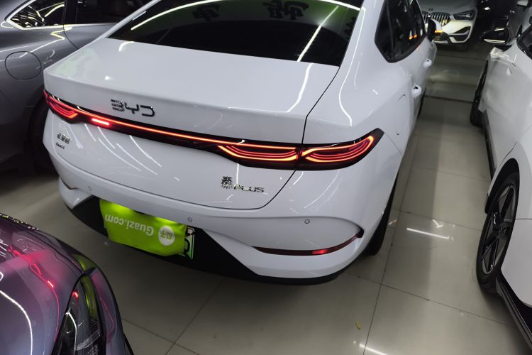 比亚迪 秦PLUS 2025款 DM-i 智驾版 55KM领先型车身外观6006