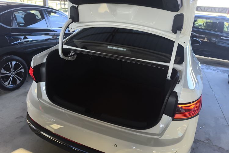 大众 速腾 2025款 改款二 300TSI DSG超越版局部细节23