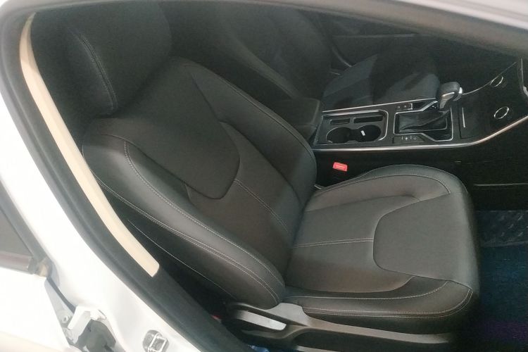 奇瑞 艾瑞泽5 2021款 PRO 1.5L CVT青春版局部细节41