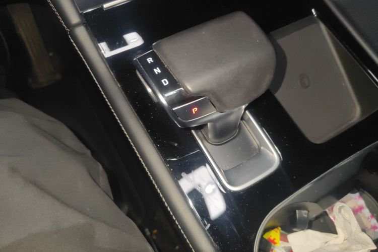 理想汽车 理想ONE 2021款 增程6座版中控内饰18