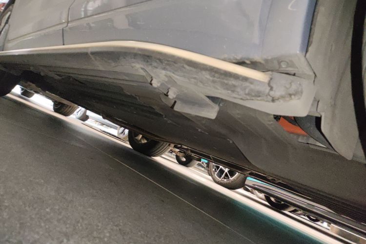 理想汽车 理想ONE 2021款 增程6座版局部细节9002