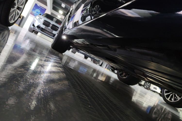 宝马X5 2023款 xDrive 40Li M运动曜夜套装局部细节9002