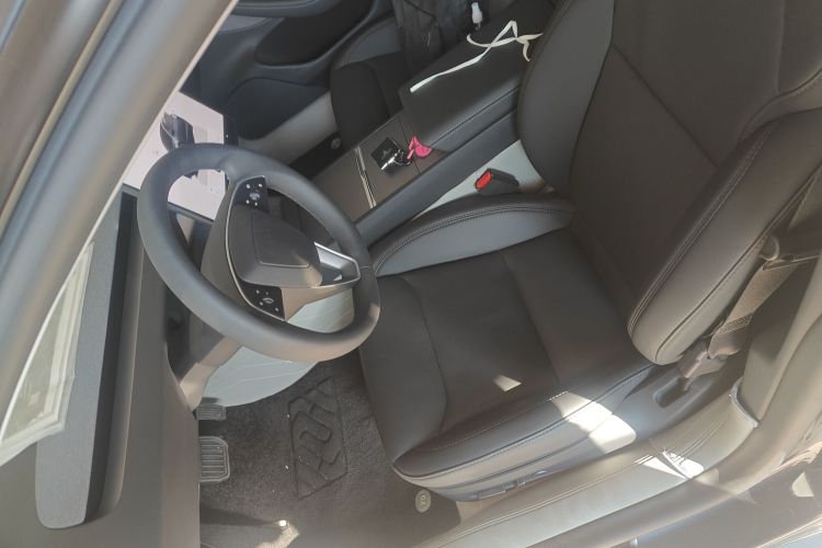 特斯拉 Model 3 2025款 后轮驱动版局部细节19