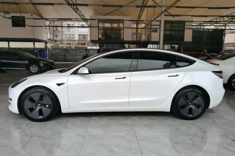 特斯拉 Model 3 2021款 改款 标准续航后驱升级版 3D1车身外观6003