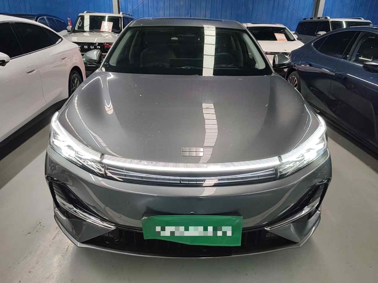 吉利银河 银河A7 2025款 EM-i 150km 探索+版(1)