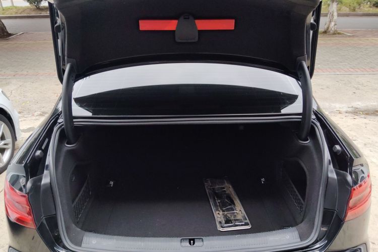 奥迪A4L 2019款 40 TFSI 时尚型 国VI局部细节23