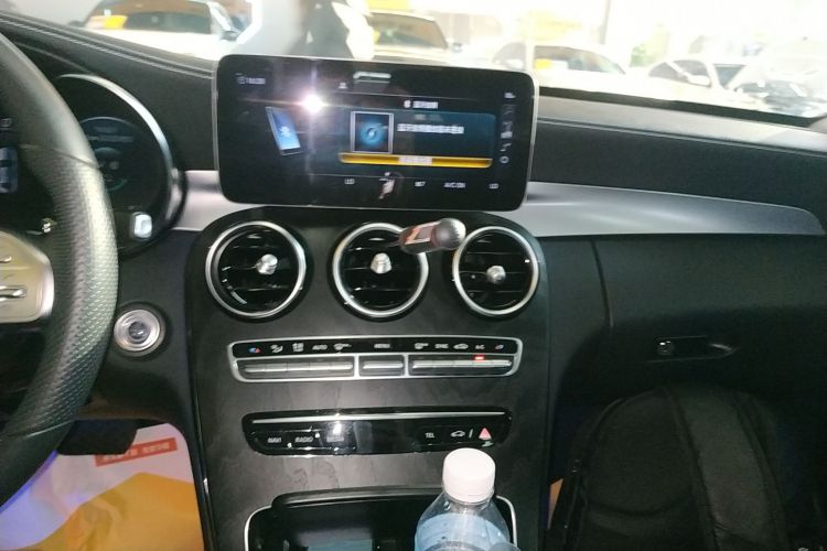 奔驰C级 2021款 C 200 L 时尚型运动版中控内饰16