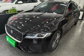 捷豹XFL 2023款 XFL 2.0T P250 两驱精英运动版
