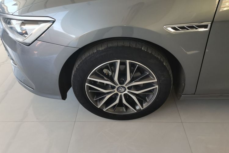 比亚迪 秦PLUS 2021款 DM-i 55KM 旗舰型车身外观6007