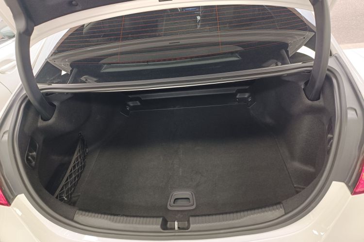 奔驰C级 2024款 改款 C 260 L 运动版机舱底盘23