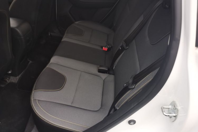 北京汽车 北京X3 2021款 1.5T CVT荣耀版中控内饰7004