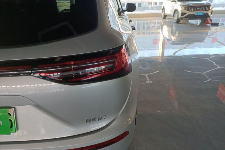 鸿蒙智行 问界M7 2024款 1.5T 智驾后驱Pro版 5座车身外观6006