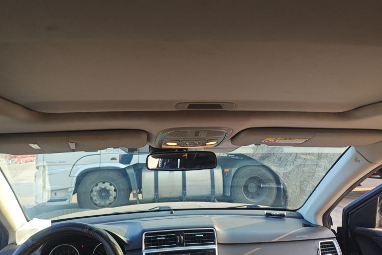 哈弗H6 2015款 运动版 1.5T 自动两驱豪华型中控内饰22