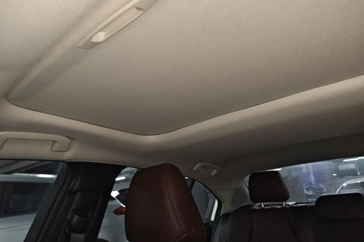 丰田 卡罗拉 2021款 1.2T S-CVT 精英版局部细节22