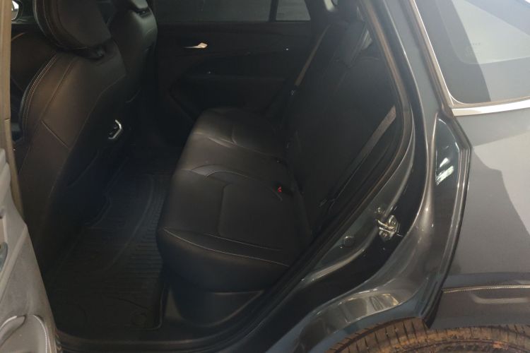 睿蓝汽车 睿蓝7 2023款 605km 逐风中控内饰21