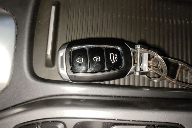 现代 菲斯塔 2021款 280TGDi DLX豪华版中控内饰7001