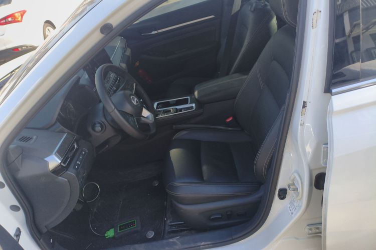 日产 天籁 2022款 2.0L XL-TLS 悦享版局部细节19