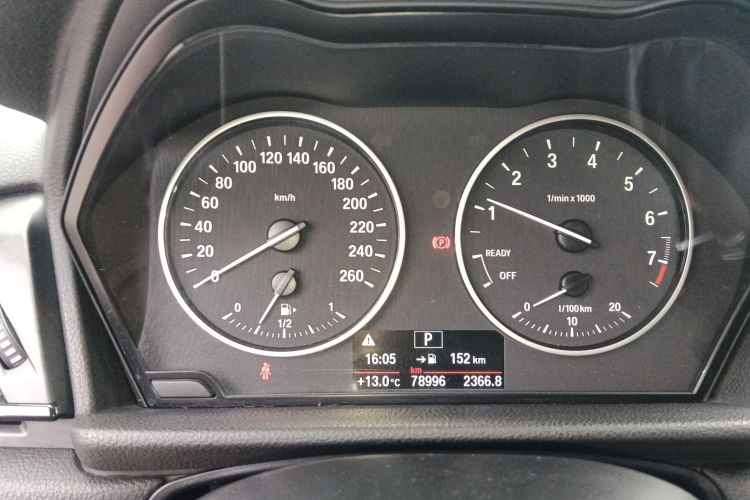 宝马2系旅行车 2016款 218i 领先型中控内饰14