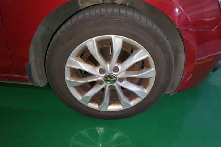 大众 高尔夫 2012款 1.4TSI 自动舒适型车身外观10