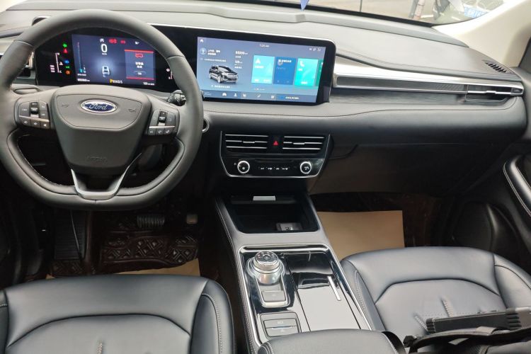 福特 锐界 2022款 PLUS EcoBoost 245 四驱铂锐型 7座中控内饰16