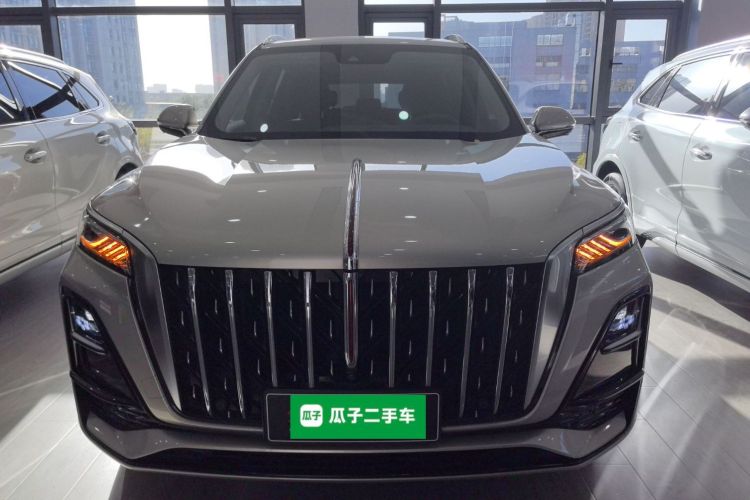 红旗HS5 2023款 2.0T 四驱旗享Pro版车身外观2