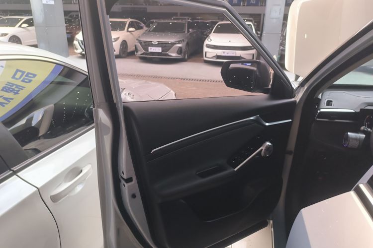 广汽传祺 影酷 2022款 1.5T 超新星版中控内饰47