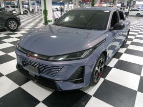 长安 逸动 2026款 第四代 1.5T 500Bar 悦享型