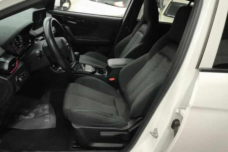 海马8S 2019款 1.6TGDI 手动劲版局部细节19