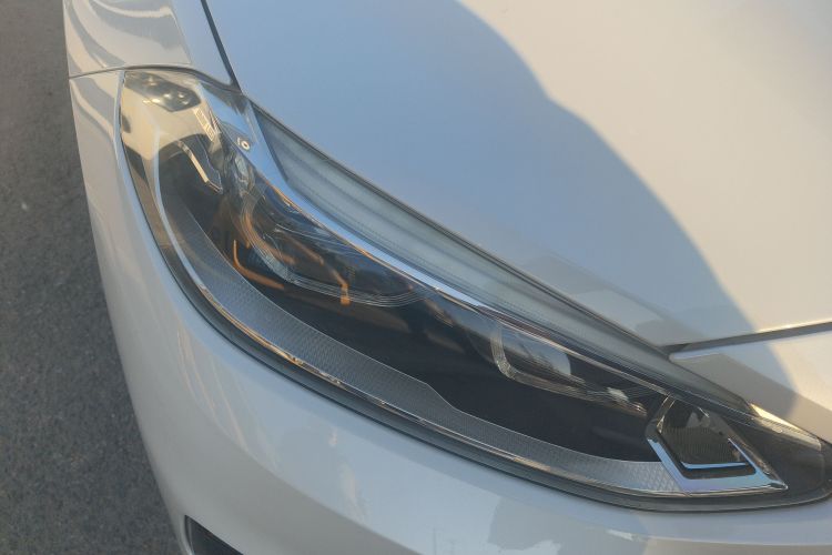 宝马1系 2018款 118i 运动型车身外观8