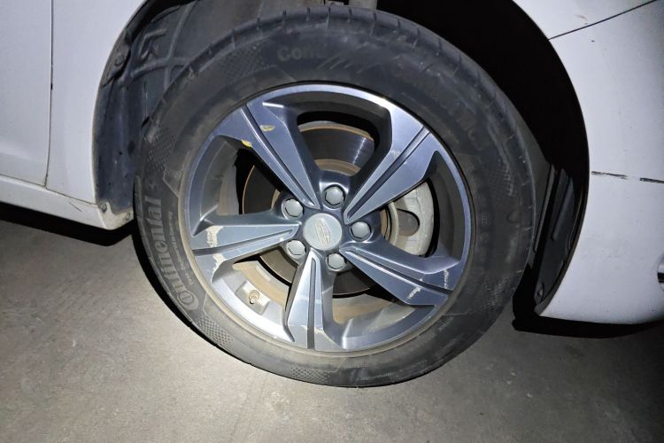 吉利汽车 帝豪GL 2018款 1.8L DCT精英智联型车身外观10