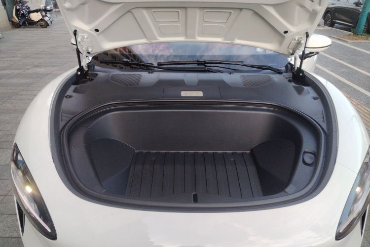 小米汽车 小米SU7 2024款 后驱长续航智驾版机舱底盘24