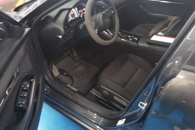 马自达3 昂克赛拉 2023款 2.0L 自动质炫版中控内饰7003